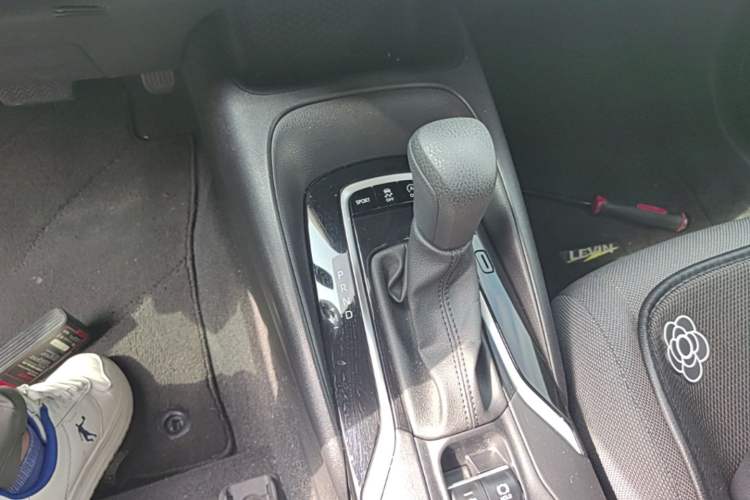 Used Toyota Levin 2021 185T CVT Luxury Edition Gear Lever