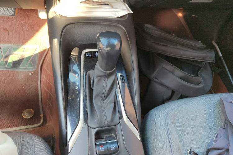 Used Toyota Levin 2021 Dual-Engine 1.8H E-CVT Luxury Edition Gear Lever