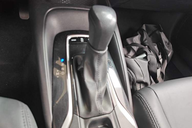 Used Toyota Levin 2021 185T CVT Luxury Edition Gear Lever