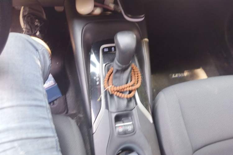Used Toyota Levin 2021 Dual-Motor 1.8H E-CVT Progressive Edition Gear Lever