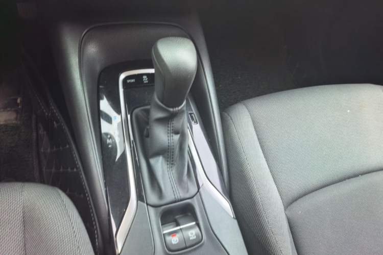 Used Toyota Levin 2021 185T CVT Luxury Edition Gear Lever