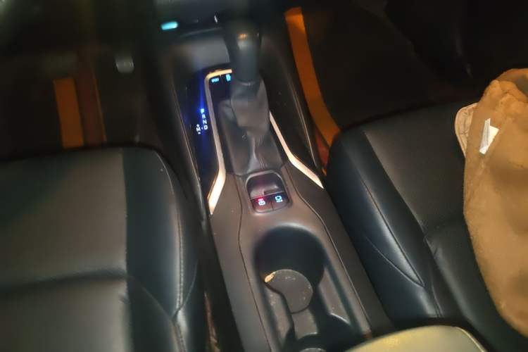 Used Toyota Levin 2021 185T CVT Luxury Edition Gear Lever