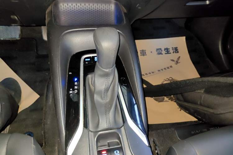 Used Toyota Levin 2021 2.0L Luxury Edition Gear Lever