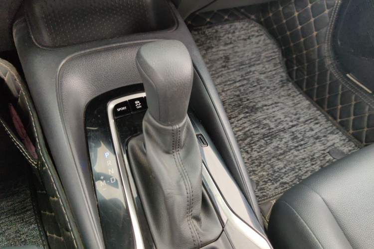 Used Toyota Levin 2021 2.0L Luxury Edition Gear Lever