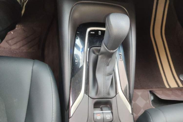 Used Toyota Levin 2021 2.0L Luxury Edition Gear Lever