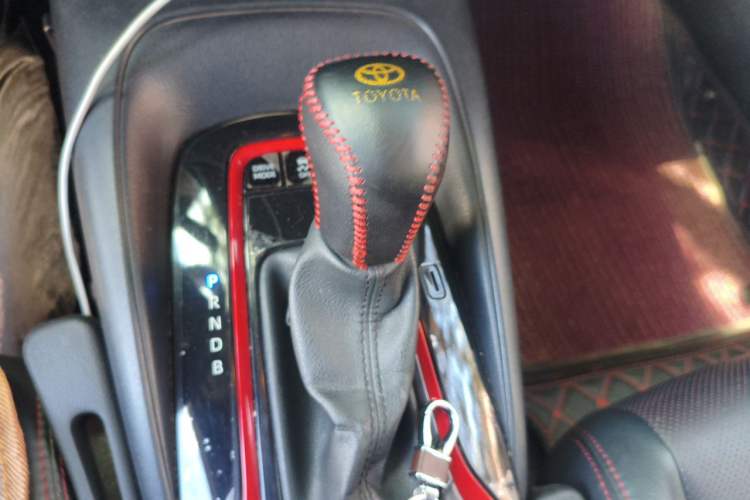 Used Toyota Levin 2021 Dual-Motor 1.8H E-CVT Sport Edition Gear Lever
