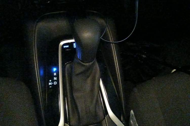 Used Toyota Levin 2021 185T CVT Luxury Edition Gear Lever