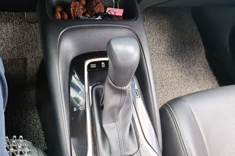 Used Toyota Levin 2021 Dual-Motor 1.8H E-CVT Progressive Edition Gear Lever