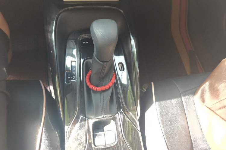 Used Toyota Levin 2021 185T CVT Luxury Edition Gear Lever