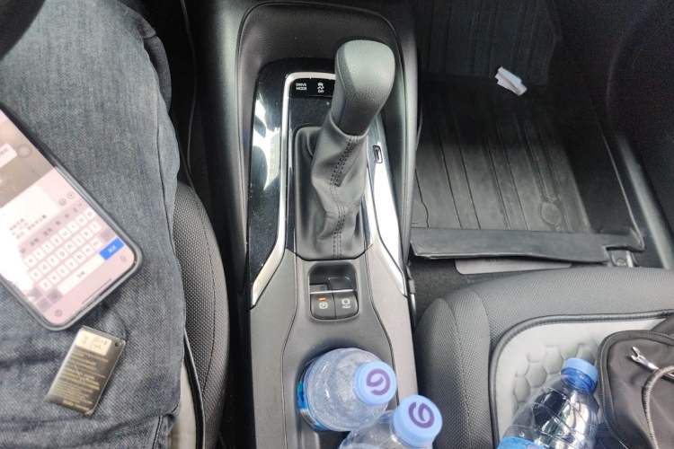 Used Toyota Levin 2021 Dual-Motor 1.8H E-CVT Leading Edition Gear Lever