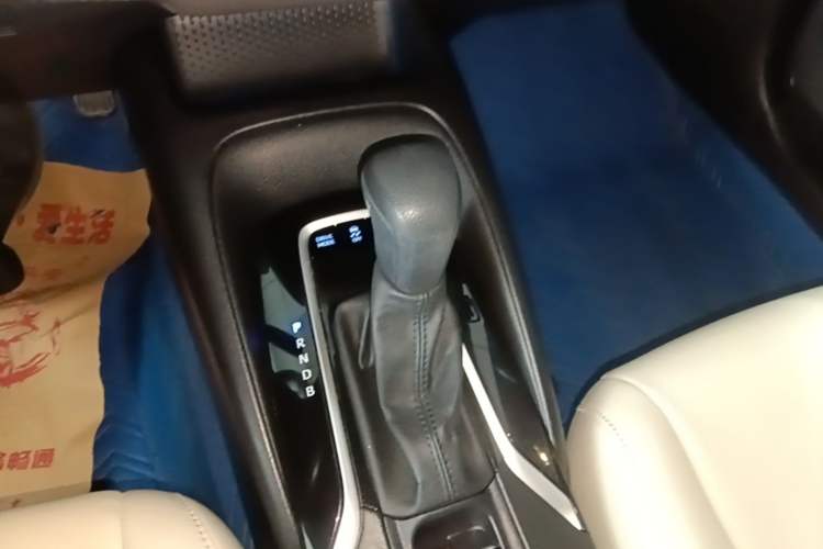 Used Toyota Levin 2021 Dual-Engine 1.8H E-CVT Luxury Edition Gear Lever