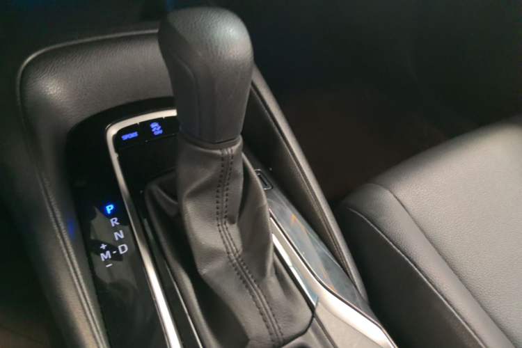 Used Toyota Levin 2021 2.0L Luxury Edition Gear Lever