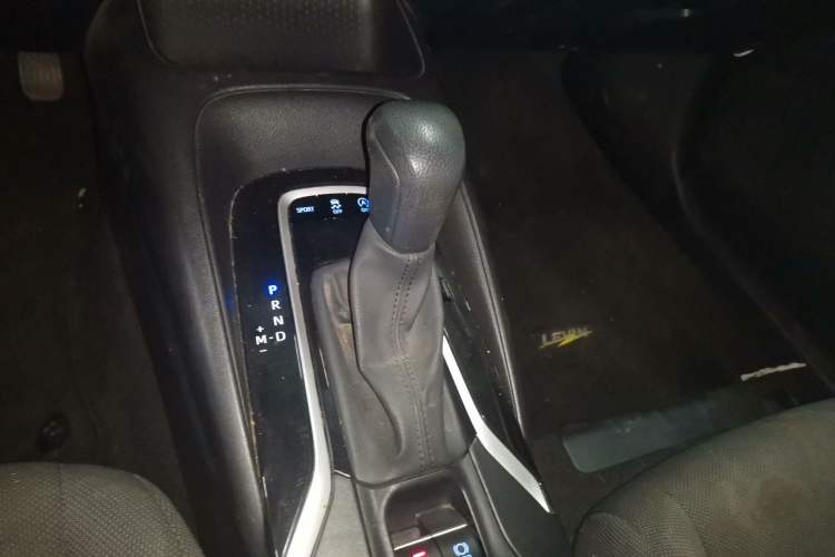 Used Toyota Levin 2021 185T CVT Luxury Edition Gear Lever