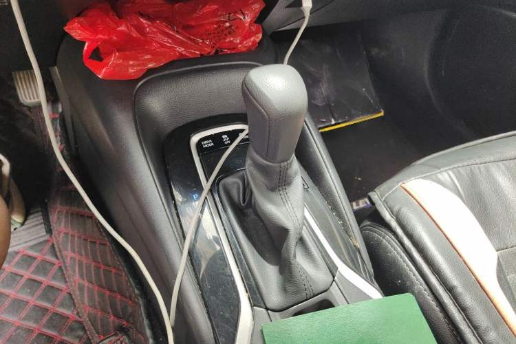 Used Toyota Levin 2021 Dual-Engine 1.8H E-CVT Luxury Edition Gear Lever