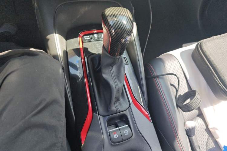 Used Toyota Levin 2021 Dual-Motor 1.8H E-CVT Sport Edition Gear Lever