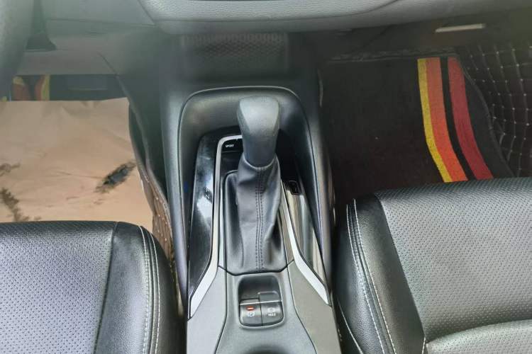Used Toyota Levin 2021 185T CVT Luxury Edition Gear Lever