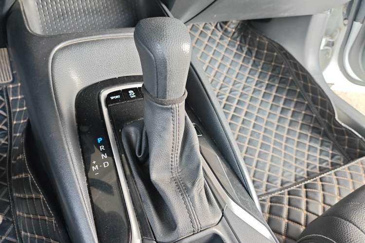 Used Toyota Levin 2021 185T CVT Luxury Edition Gear Lever