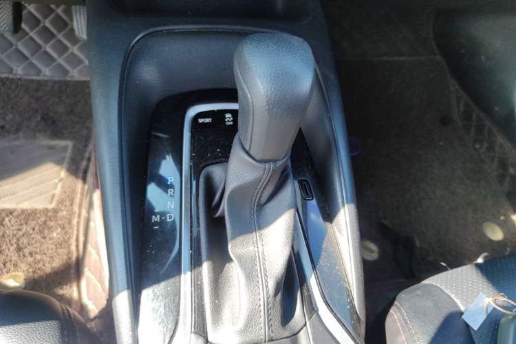 Used Toyota Levin 2021 185T CVT Luxury Edition Gear Lever