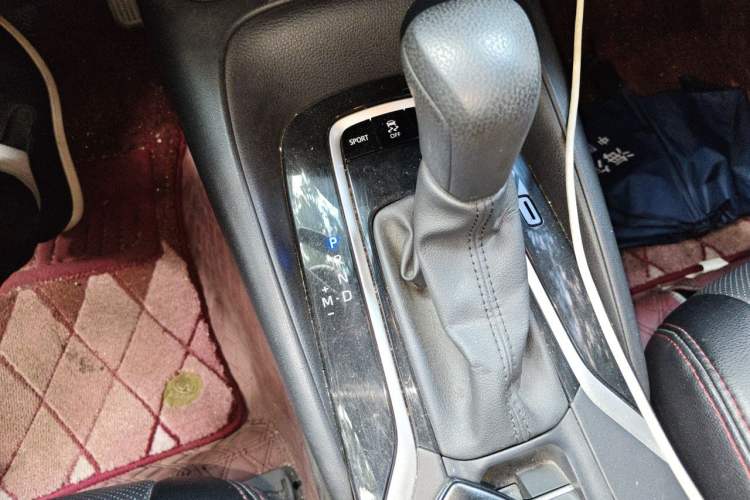 Used Toyota Levin 2021 185T CVT Luxury Edition Gear Lever