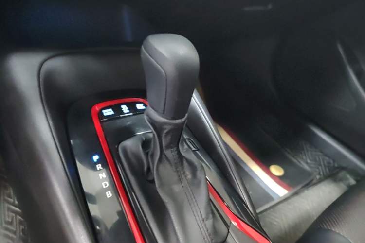 Used Toyota Levin 2021 Dual-Motor 1.8H E-CVT Sport Edition Gear Lever
