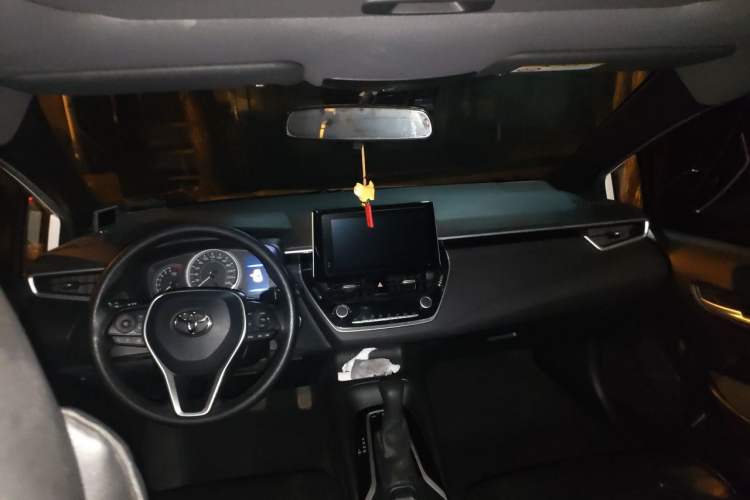 Used Toyota Levin 2021 185T CVT Luxury Edition Headliner