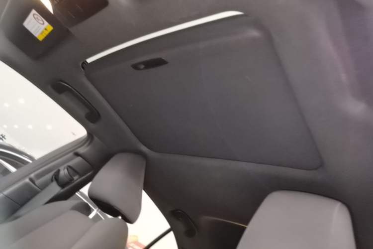 Used Toyota Levin 2021 Dual-Engine 1.8H E-CVT Luxury Edition Headliner