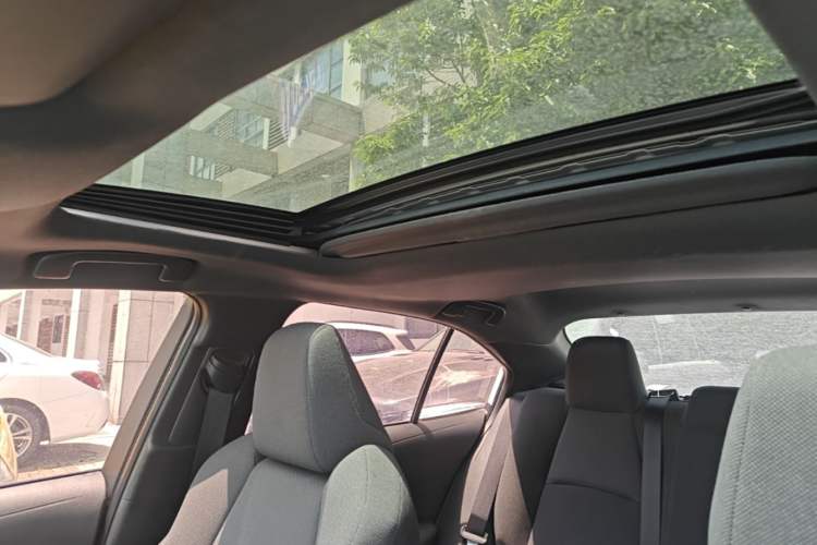 Used Toyota Levin 2021 185T CVT Luxury Edition Headliner
