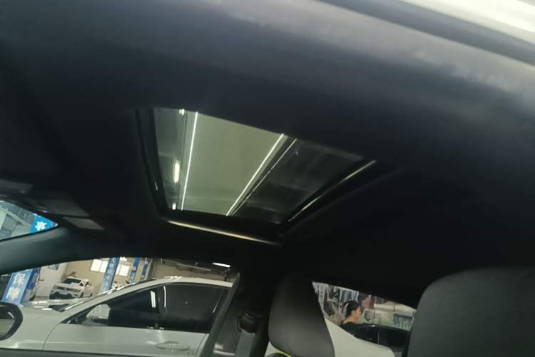 Used Toyota Levin 2021 185T CVT Luxury Edition Headliner
