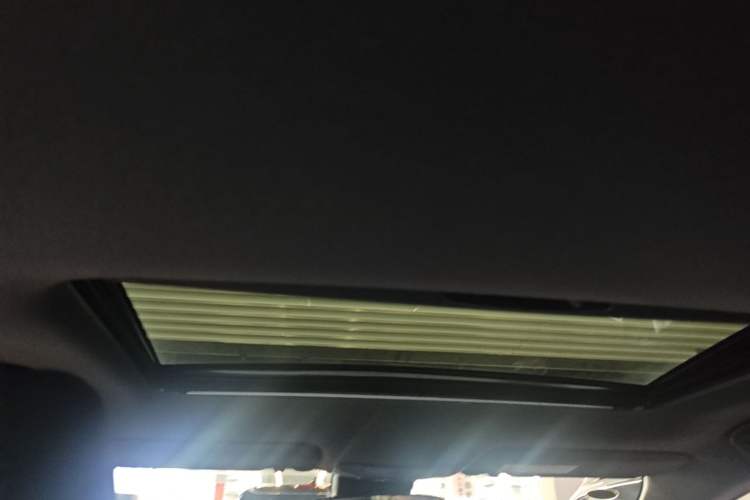 Used Toyota Levin 2021 Dual-Engine 1.8H E-CVT Luxury Edition Headliner