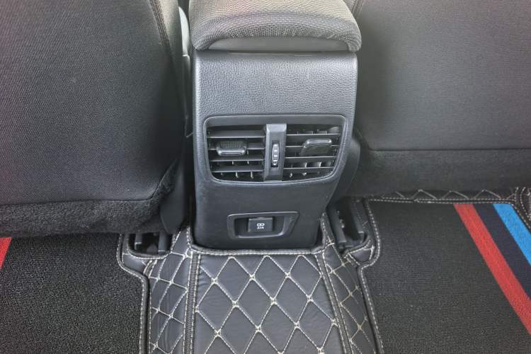Used Toyota Levin 2021 TNGA 1.5L CVT Entry-Level Model Interior 10