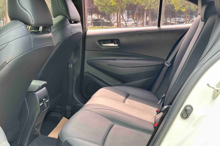 Used Toyota Levin 2021 185T CVT Luxury Edition Interior 2