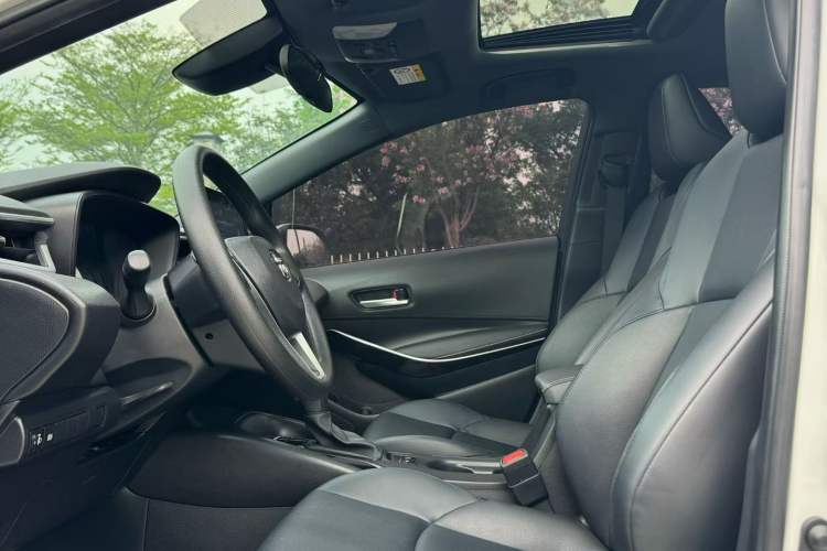 Used Toyota Levin 2021 185T CVT Luxury Edition Interior 2