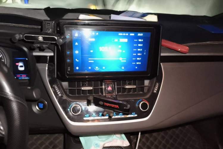 Used Toyota Levin 2021 185T CVT Luxury Edition Interior 2