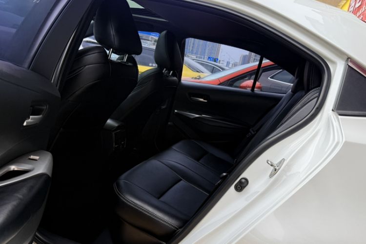 Used Toyota Levin 2021 Dual-Engine 1.8H E-CVT Luxury Edition Interior 3