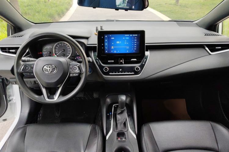 Used Toyota Levin 2021 Dual-Engine 1.8H E-CVT Luxury Edition Interior 3