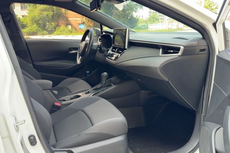 Used Toyota Levin 2021 185T CVT Luxury Edition Interior 3