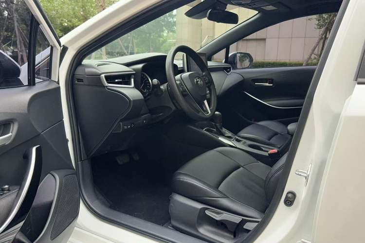Used Toyota Levin 2021 Dual-Engine 1.8H E-CVT Luxury Edition Interior 3
