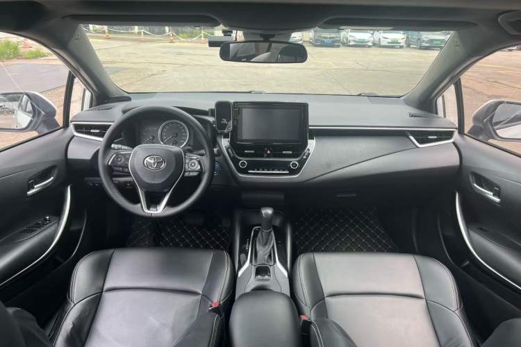 Used Toyota Levin 2021 Dual-Engine 1.8H E-CVT Luxury Edition Interior 4