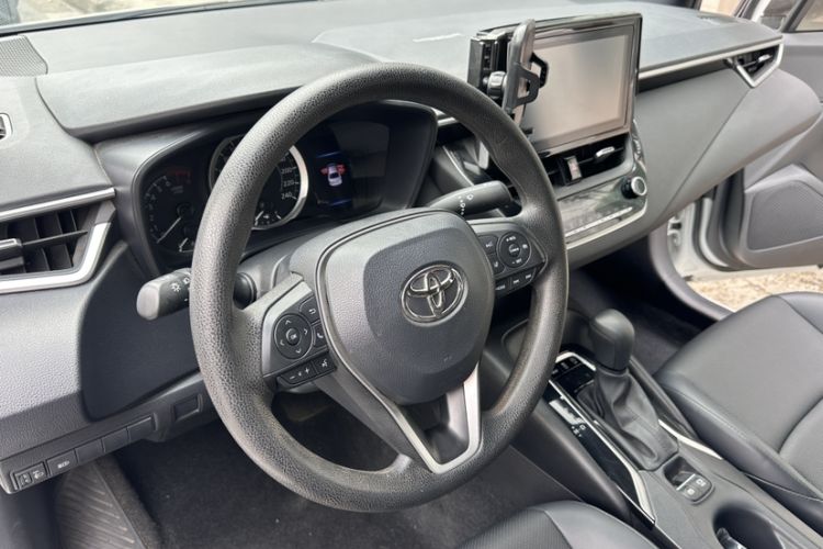 Used Toyota Levin 2021 185T CVT Luxury Edition Interior 4