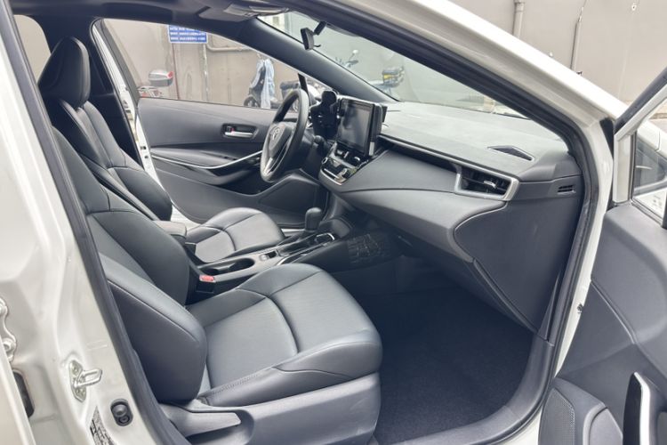 Used Toyota Levin 2021 185T CVT Luxury Edition Interior 5
