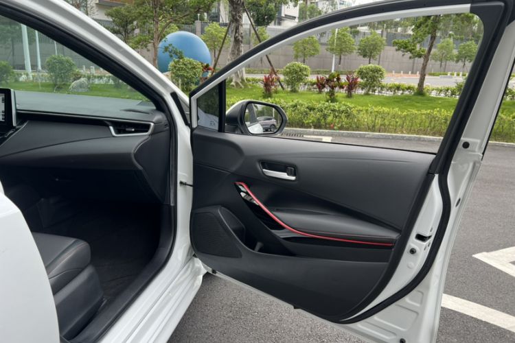 Used Toyota Levin 2021 185T CVT Sport Edition Interior 5