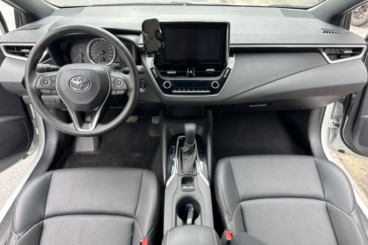 Used Toyota Levin 2021 185T CVT Luxury Edition Interior 6