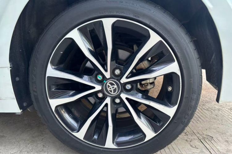 Used Toyota Levin 2021 Dual-Motor 1.8H E-CVT Sport Edition Interior 7
