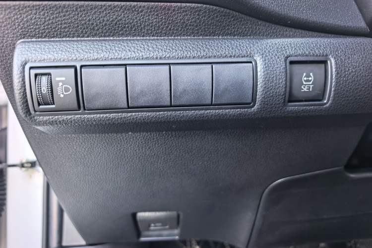 Used Toyota Levin 2021 TNGA 1.5L CVT Entry-Level Model Interior 8