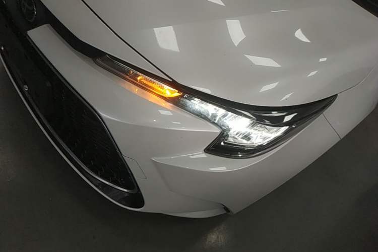Used Toyota Levin 2021 185T CVT Luxury Edition Left Front Headlight