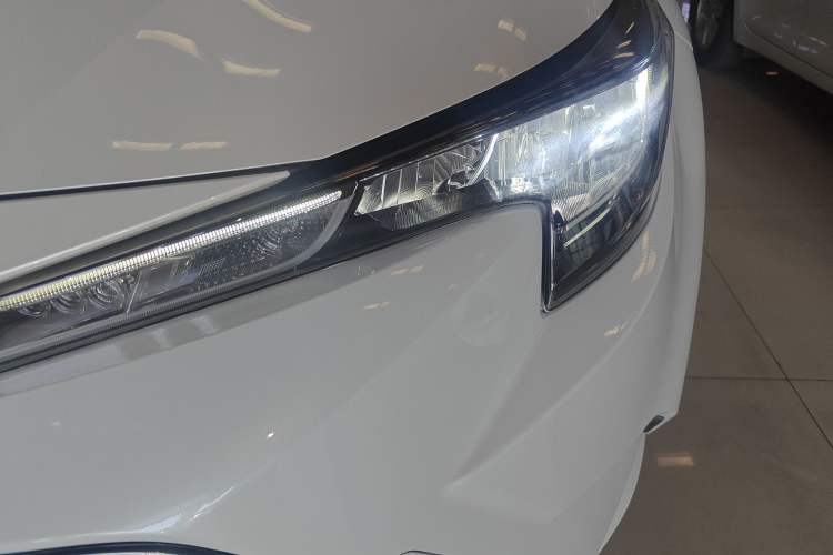 Used Toyota Levin 2021 185T CVT Luxury Edition Left Front Headlight