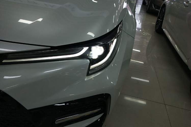 Used Toyota Levin 2021 Dual-Motor 1.8H E-CVT Sport Edition Left Front Headlight