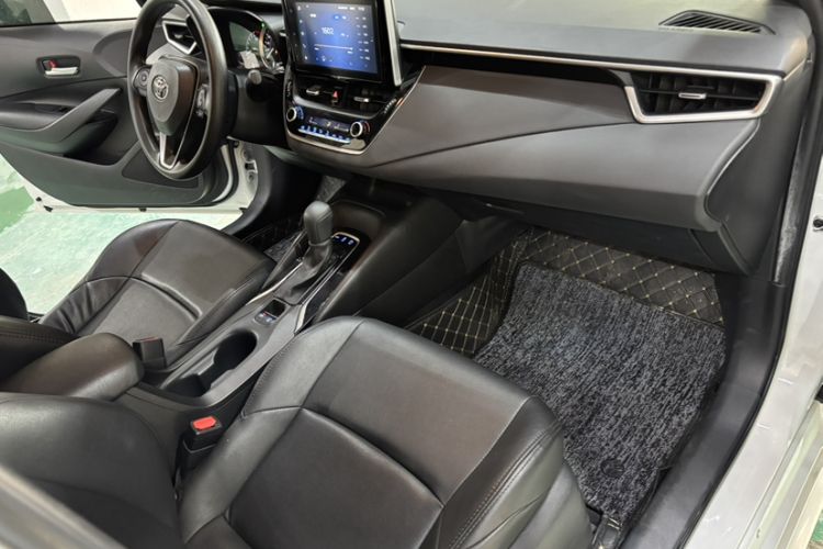 Used Toyota Levin 2021 185T CVT Luxury Edition Left Front Seat