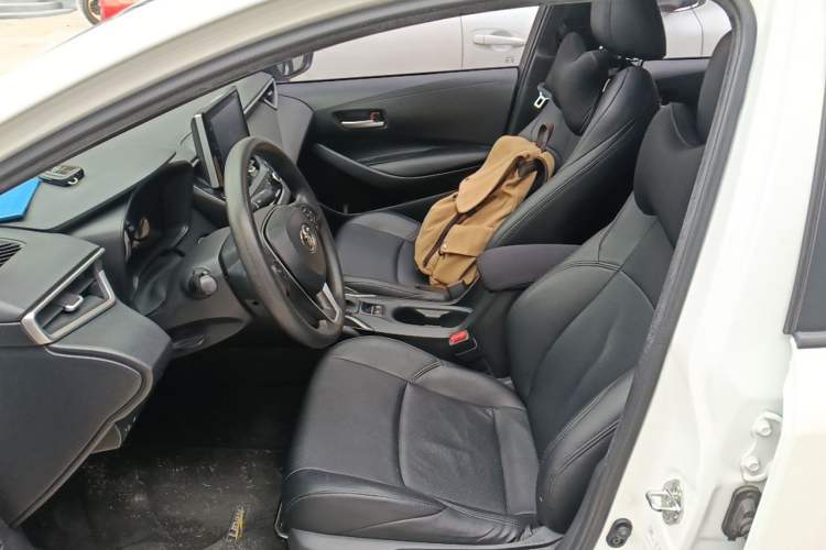 Used Toyota Levin 2021 185T CVT Luxury Edition Left Front Seat