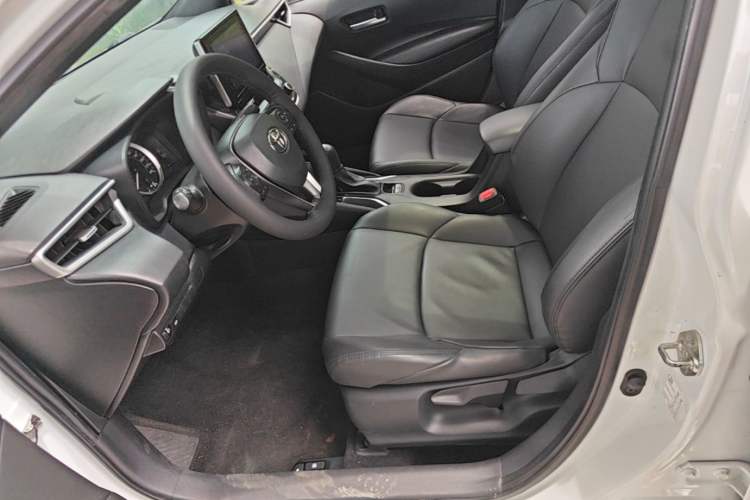 Used Toyota Levin 2021 185T CVT Luxury Edition Left Front Seat